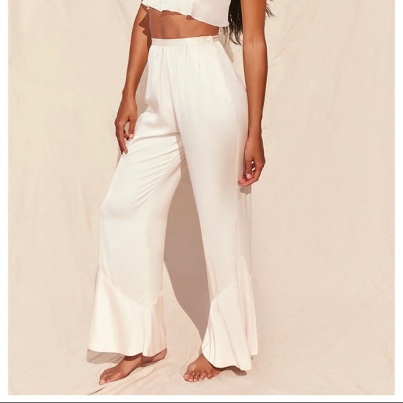 Oh Polly Satin Wide Leg Pants - Picture 2 of 3